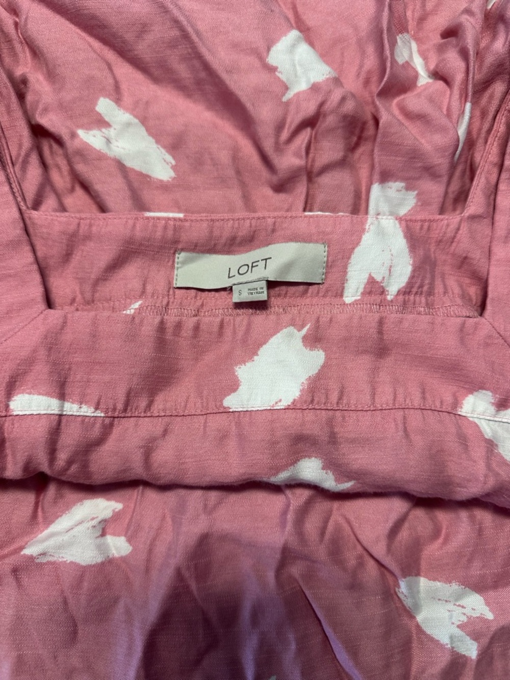 LOFT Pink Dress with White Leaf Print - Picture 4 of 4